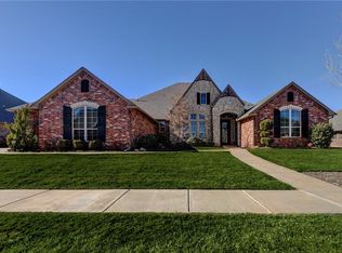 18705 Chestnut Oak Dr, Edmond, OK 73012