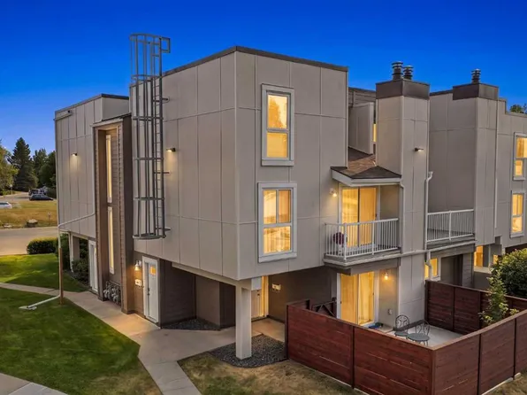 13104 S Elbow Dr SW #412, Calgary, AB T2W 2P2