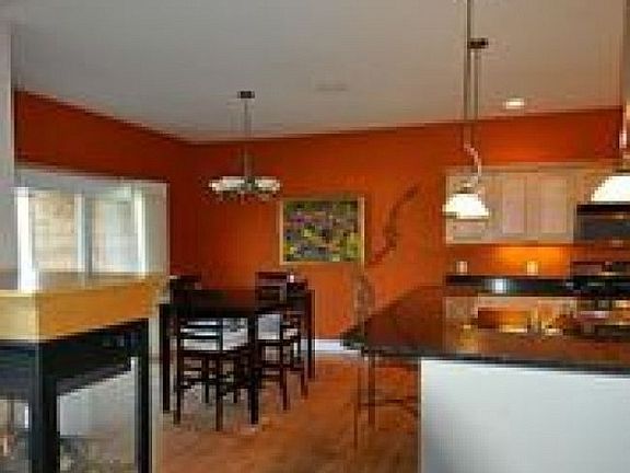 5th image of 1009 Drumlin Dr