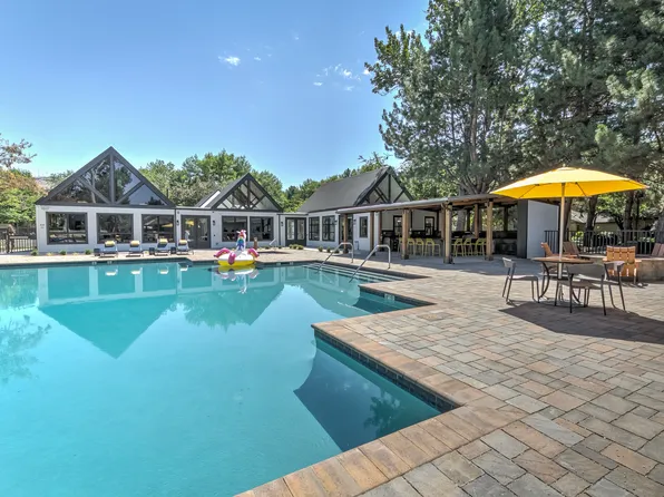 Reedhouse Apartments