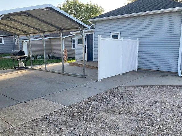 2409 D Ave — Photo 11