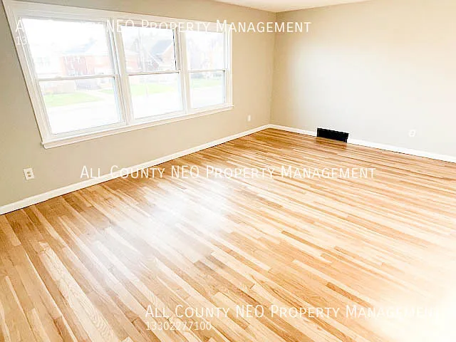 13526 Cedar Rd #UP — Photo 9