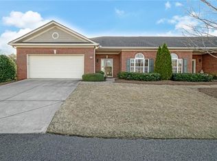 567 Sawnee Corners Dr, Cumming, GA 30040