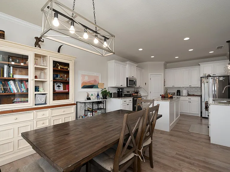 358 Blue Lake Dr — Photo 23