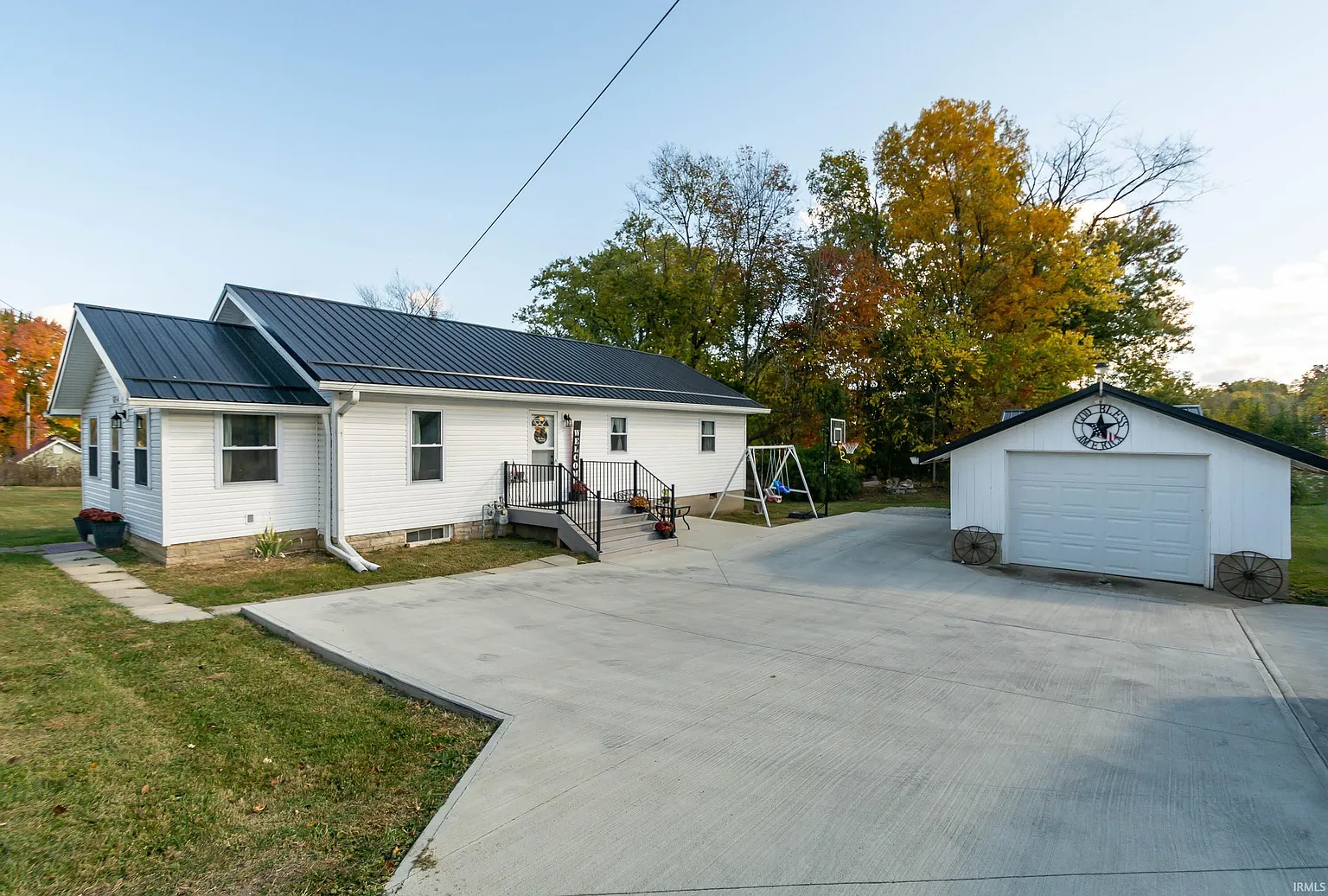5854 S Fairfax Rd photo 1