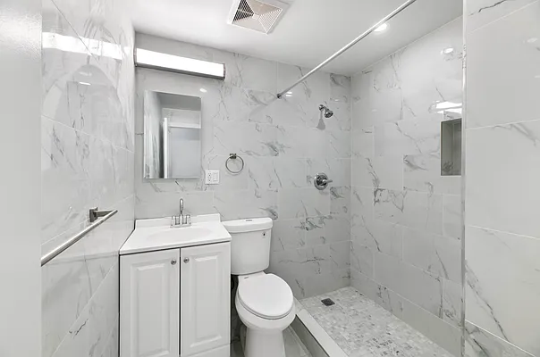 Rented by REAL New York | media 5