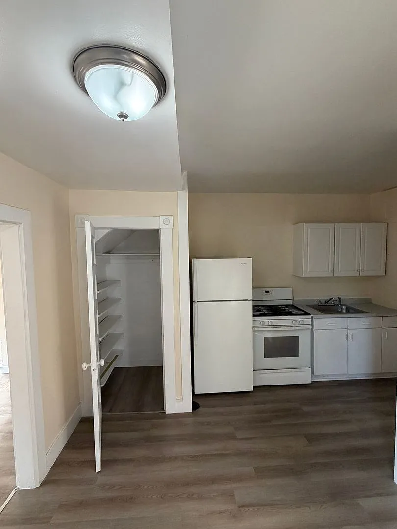 1 bed, $1,499 — Photo 2