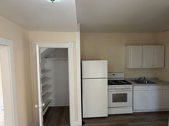 2nd image of 12 Varney St #2-R