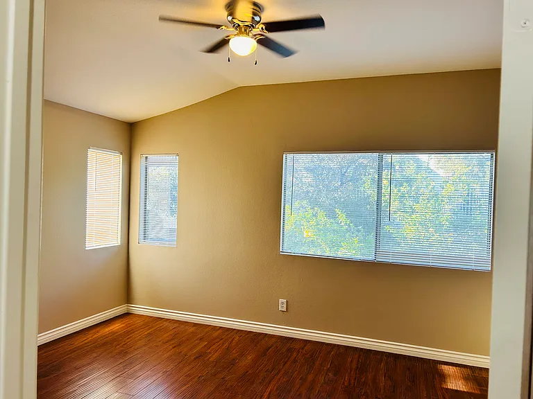 419 Brookhaven Cir — Photo 12