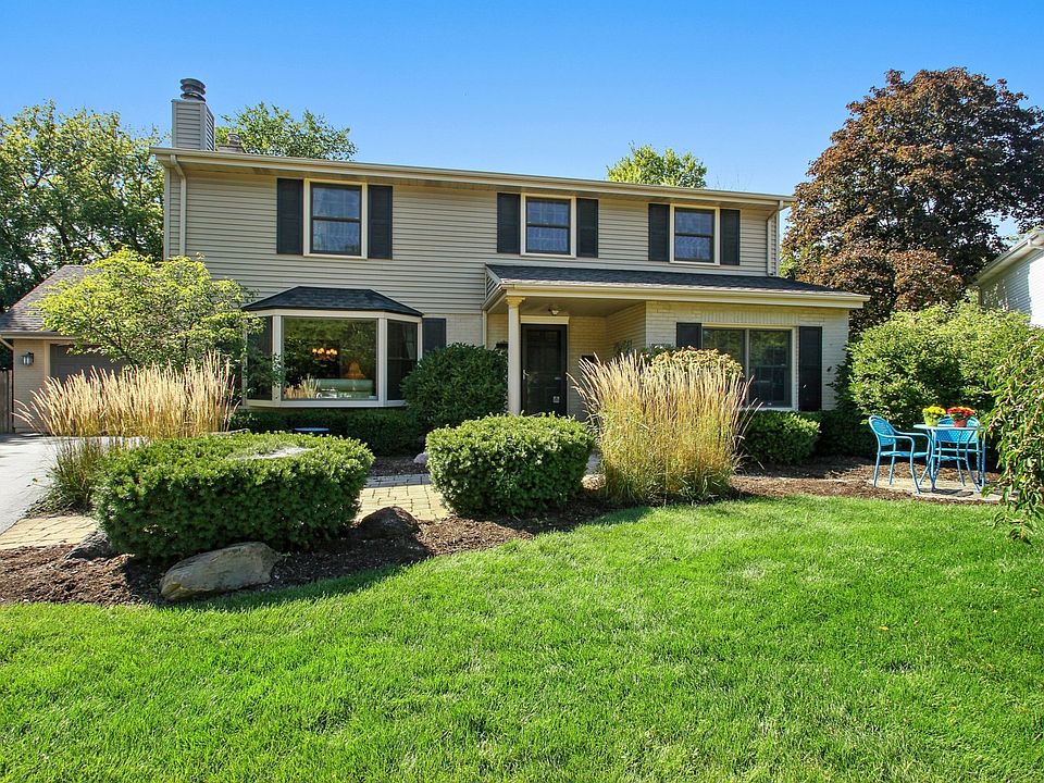 2437 Swainwood Dr