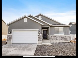 4142 N Fairfield Dr, Eagle Mountain, UT 84005