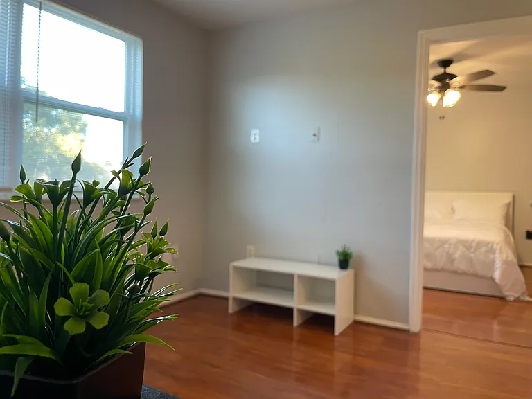 9015 Westchester Cir #39 — Photo 3