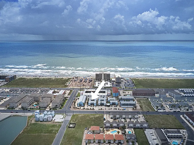Leeward Isles 1 Block from the Beach