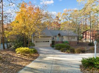 1912 Wedgewood Dr, Sanford, NC 27332