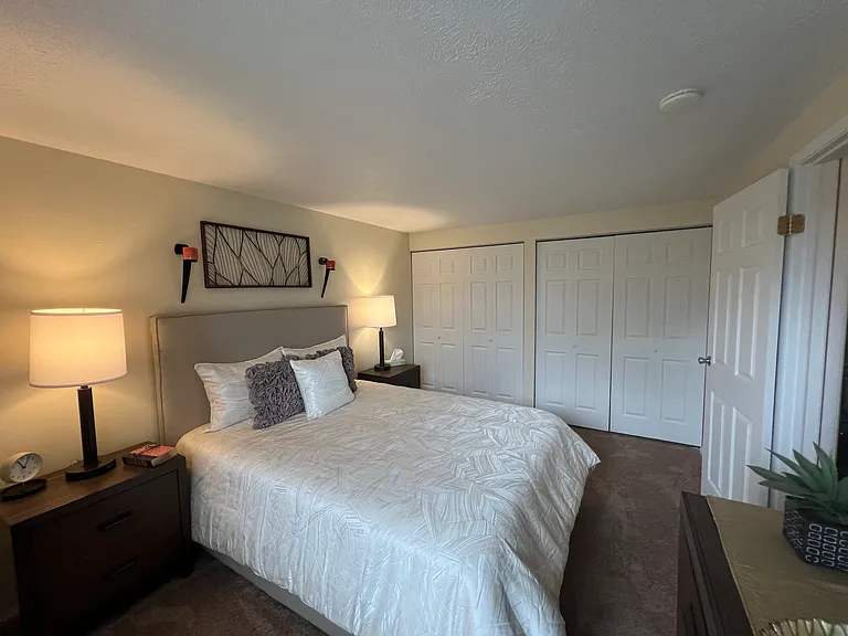 Monroeville Apartments — Photo 20