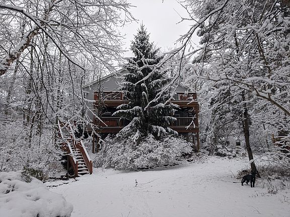 4th image of 6320 Hidden Creek Dr