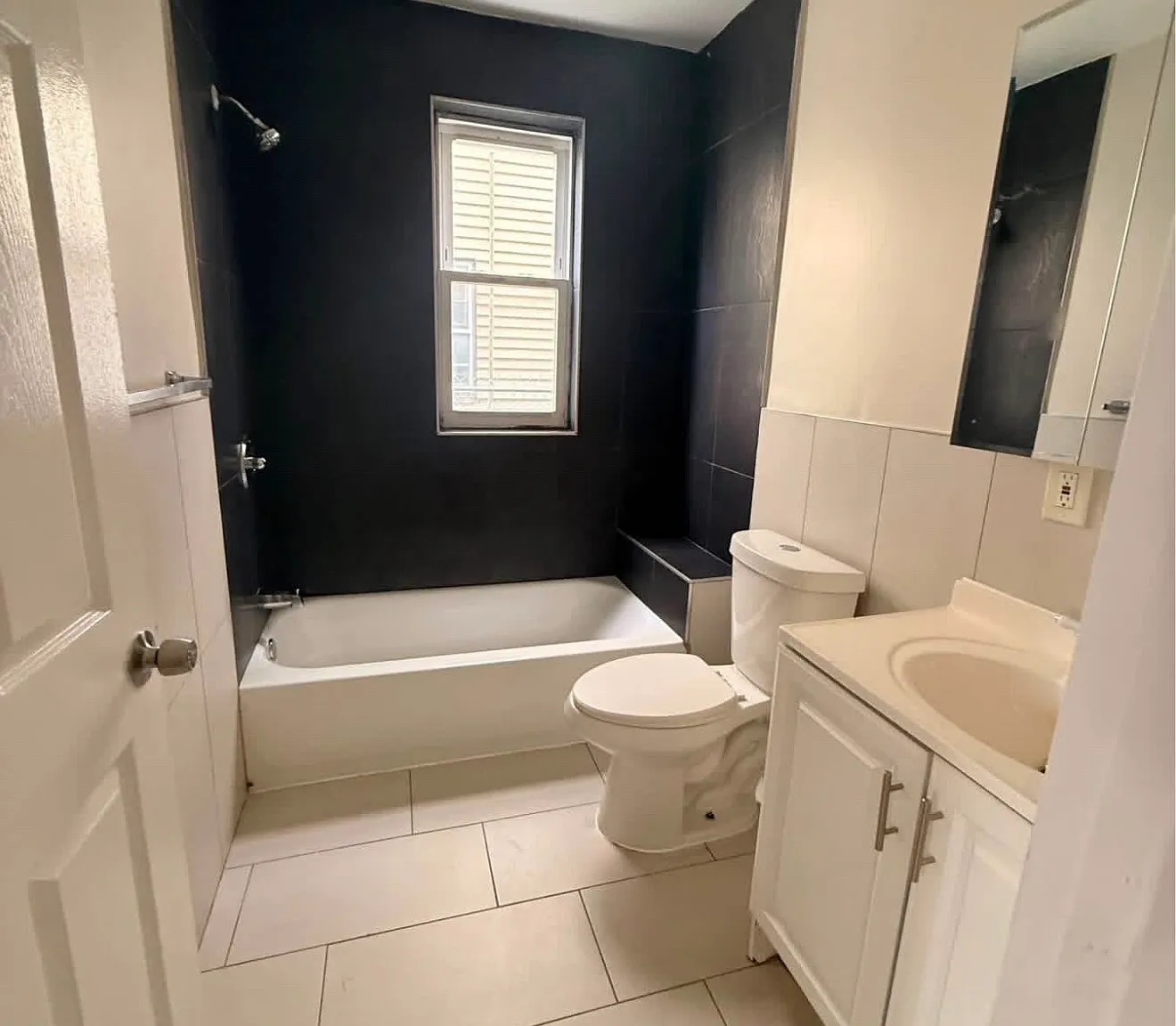 3 bed, 1.5 bath, $2,300 — Photo 1