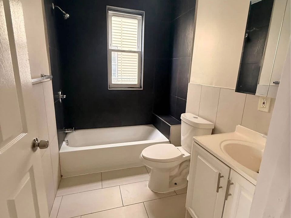 1st image of 847-849 S 19th St #A1