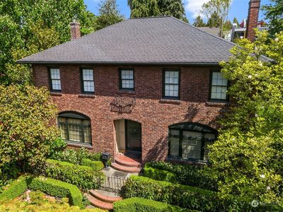 (Undisclosed Address), Seattle, WA, 98102