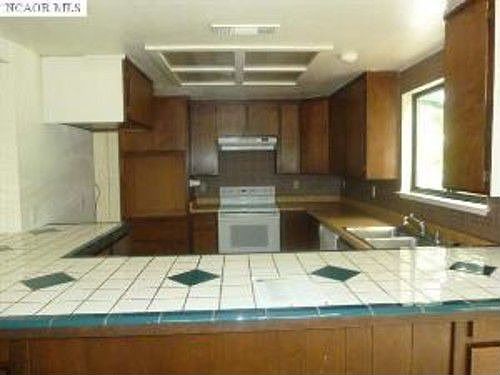 4th image of 15068 Stinson Dr