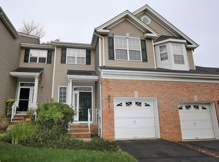 8 Jackson Ave, Princeton, NJ 08540