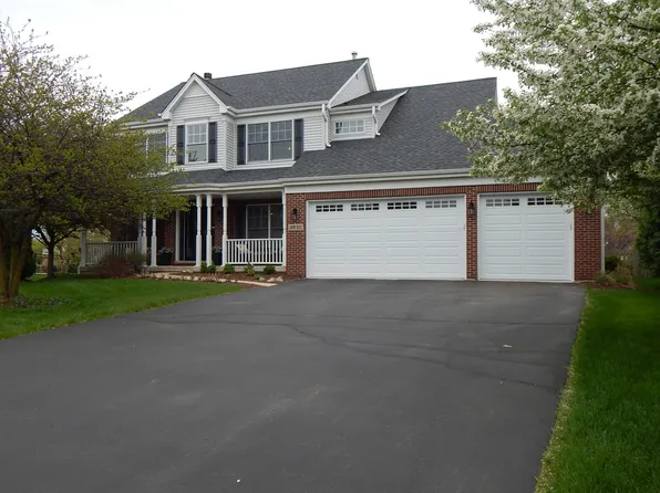 39W935 Berkshire Ct, Geneva, IL 60134