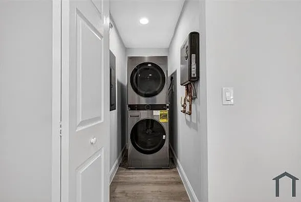 3 bed, 1300 sqft, $2,350 — Photo 4