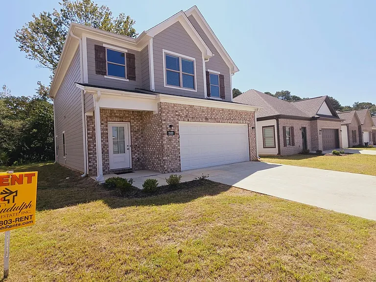 2122 Ellsworth Loop Rd — Photo 1