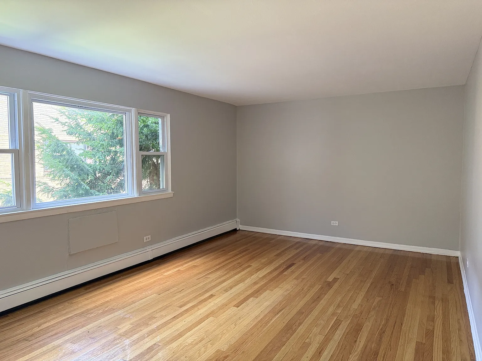7822-7824 S South Shore Drive - 7824-2C — Photo 4