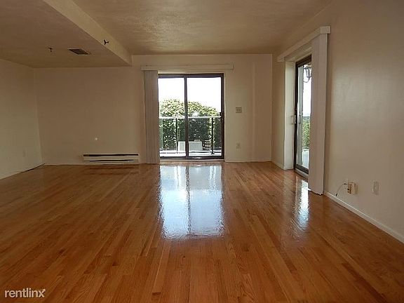 425 broadway 17
