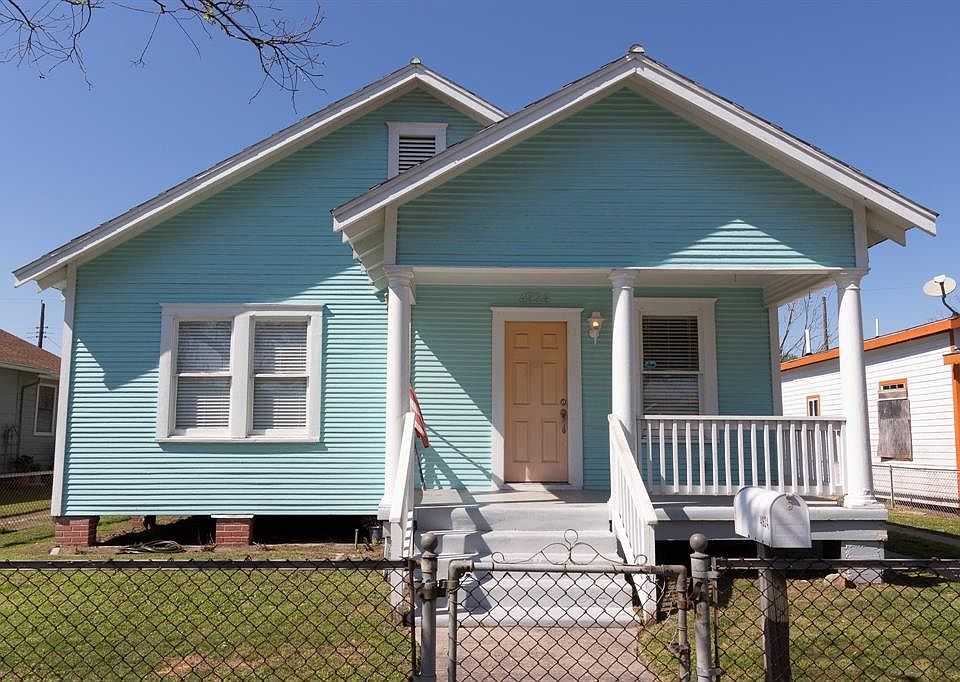 1st image of 4924 Avenue Q