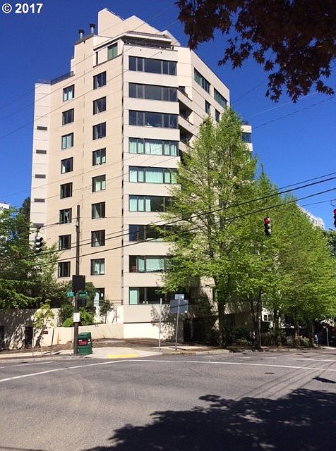 1st image of 2245 SW Park Pl Unit 1C