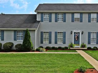 110 Forest Dr, Ona, WV 25545