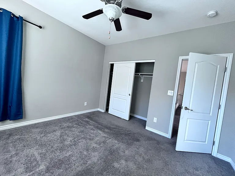 3452 Royal Calloway Ave — Photo 12