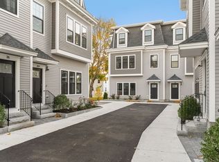36 Temple St #36, Mattapan, MA 02126