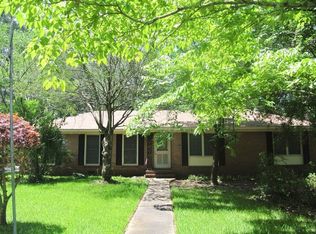2214 Stuart Ave, Albany, GA 31707