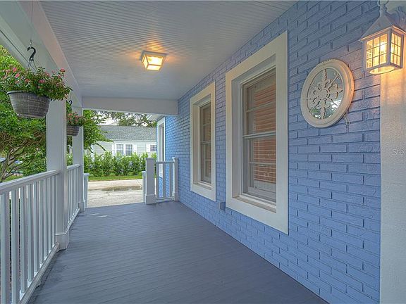 4th image of 3924 W Santiago St