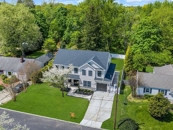2nd image of 104 Garden Road