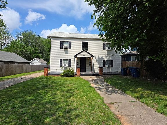 2nd image of 1919 NW 11th St Unit 2B