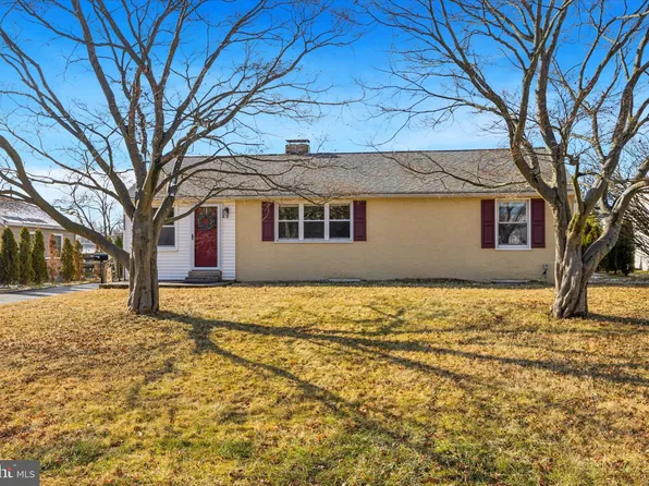 1021 Cardinal Rd, Norristown, PA 19403