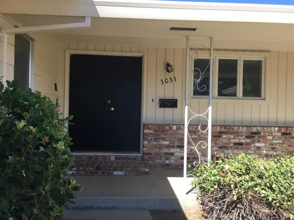 3031 American River Dr, Sacramento, CA 95864