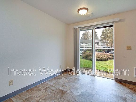 4th image of 1895 Kingsley Rd #120