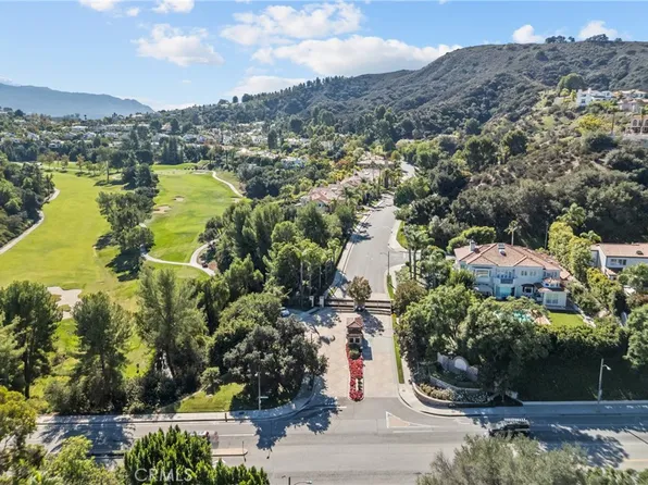 3450 Malaga Ct, Calabasas, CA 91302