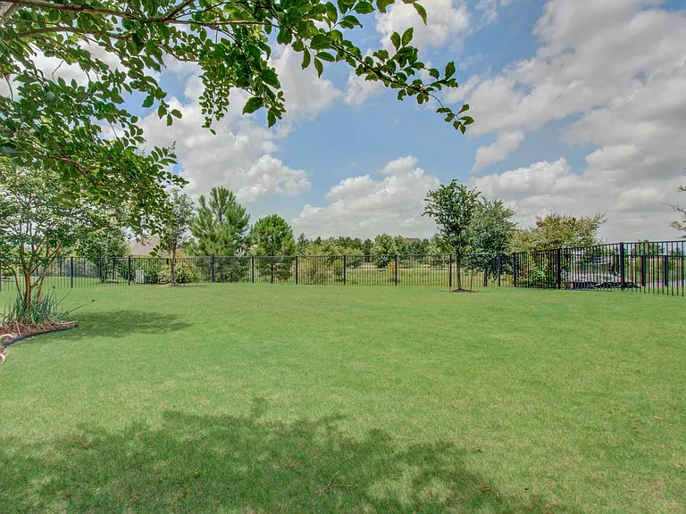 11006 Bexley Village Ct — Photo 44