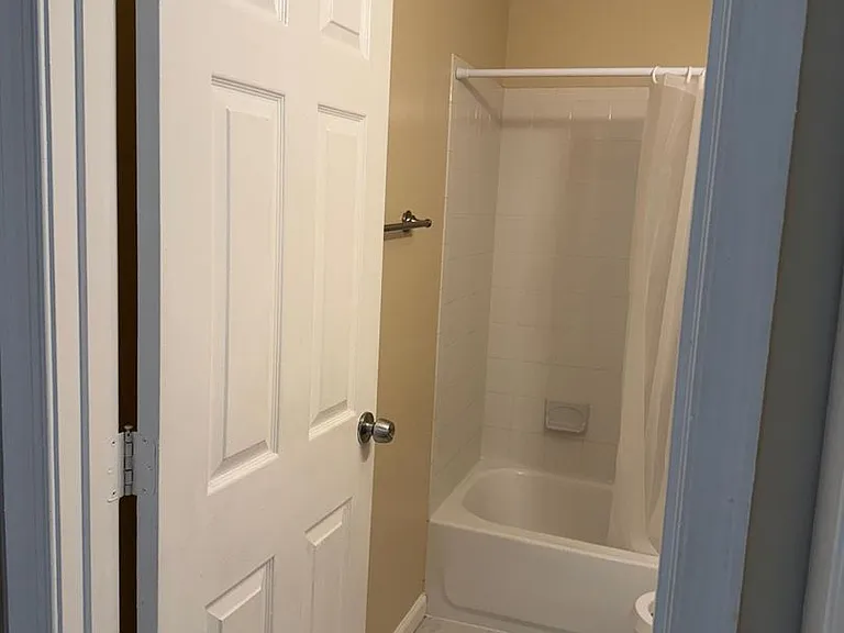 4104 Fairhaven Ave — Photo 13