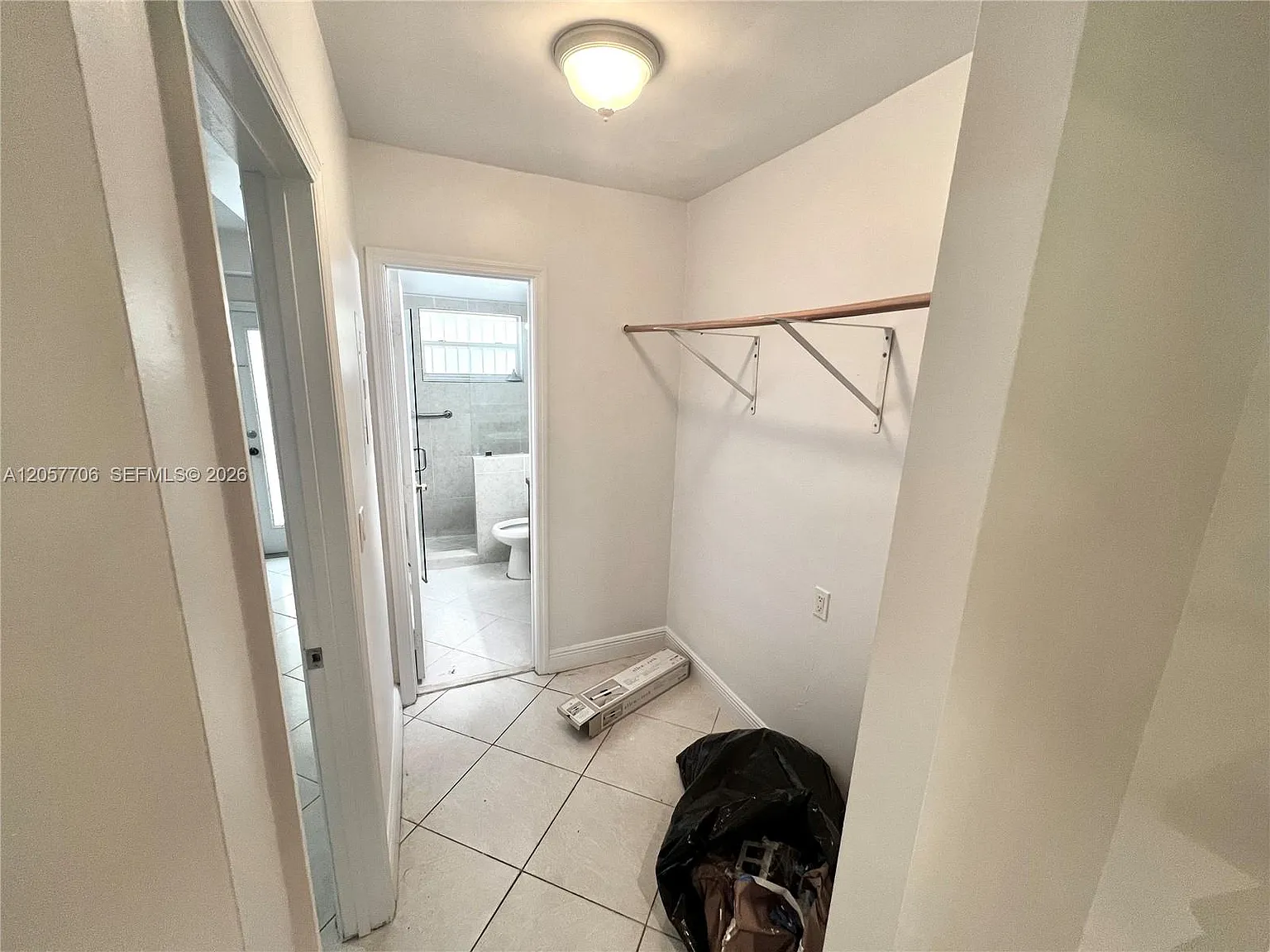 Arcadia House Condo — Photo 3