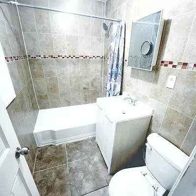 Rented by MAC Realty NY | media 9