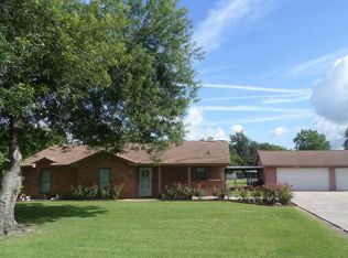 2415 Barbers Hill Rd, Highlands, TX 77562