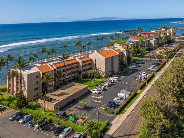100 Hauoli St APT 403, Wailuku, HI 96793