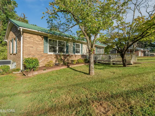 108 Alger Rd, Oak Ridge, TN 37830